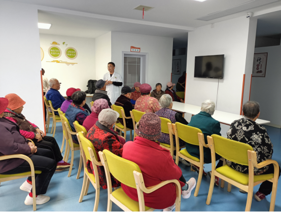 泉山区新语社区举行“情暖金秋 健康同行”重阳节科普活动30.png 泉山区新语社区举行“情暖金秋 健康同行”重阳节科普活动30.png