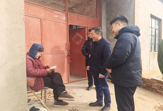 新春慰问暖民心 真情关怀到基层279.png